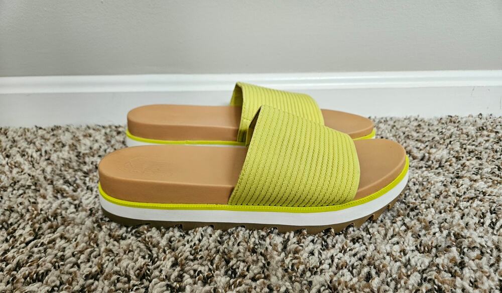 SOREL Roaming Easy Slide Sandals Women’s 8.5 Lime Green Sport Comfort LL6026-700